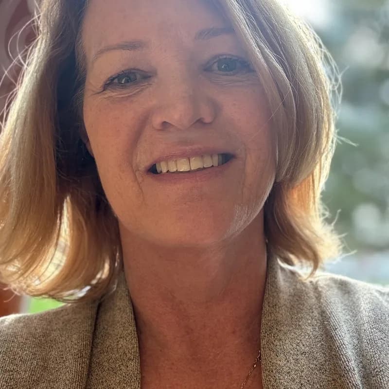 Lezlie Kellison, Licensed Clinical Social Worker